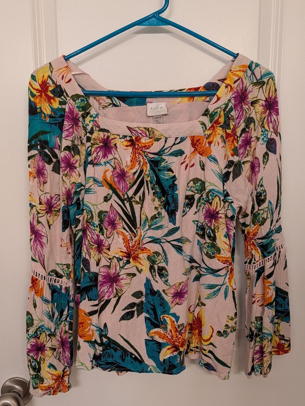 Cupio Floral Blouse Square Neck Bell Sleeves